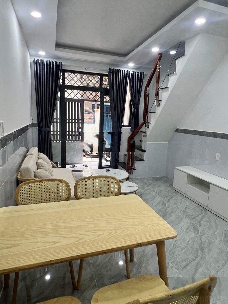 Nhà đẹp hàng hiếm khu trung tâm Phước Long A, diện tích 30m2, giá 4tỷ