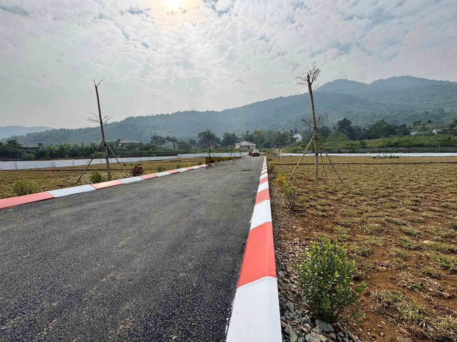 Cần bán 328m2 đất tại Cư Yên - Đầu tư nghỉ dưỡng sinh lời bền vững