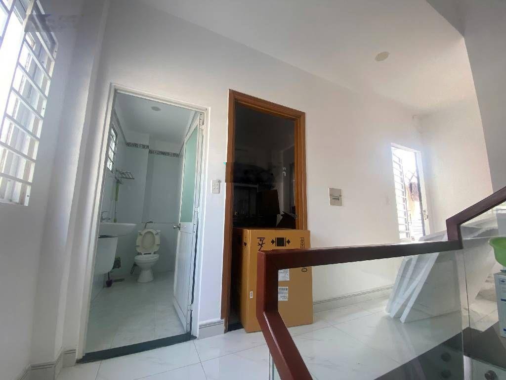 Hxh thông, 56m, 3 tầng, hoàn công đủ, sát tô ngọc vân, tam phú, thủ đức, giá nhỉnh 6 tỷ.