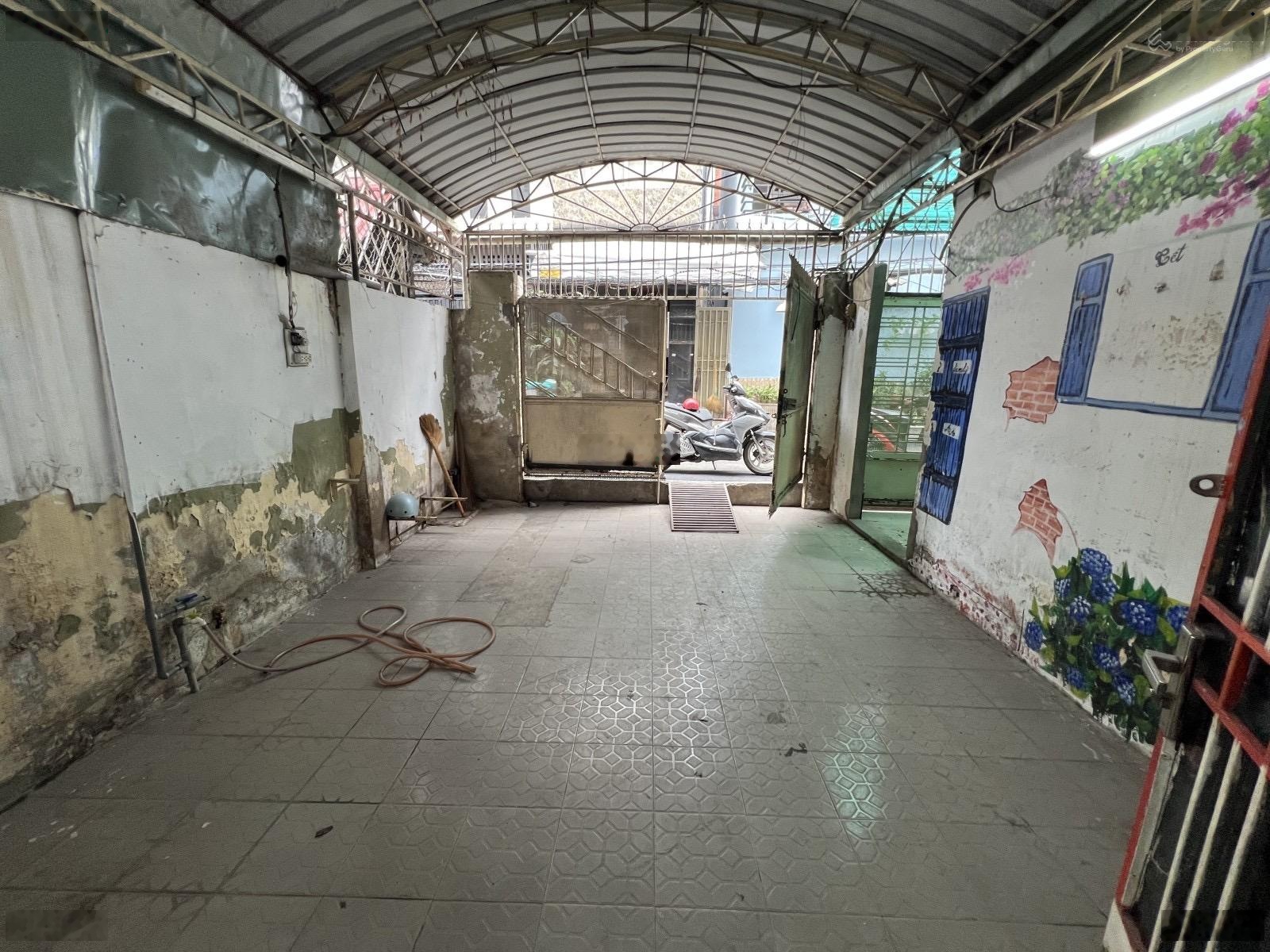 Trung tâm bình thạnh - hẻm ô tô - gần 100m2 ngang lớn 8m, 2 tầng cũ tiện xây mới - chỉ 13.8 tỷ