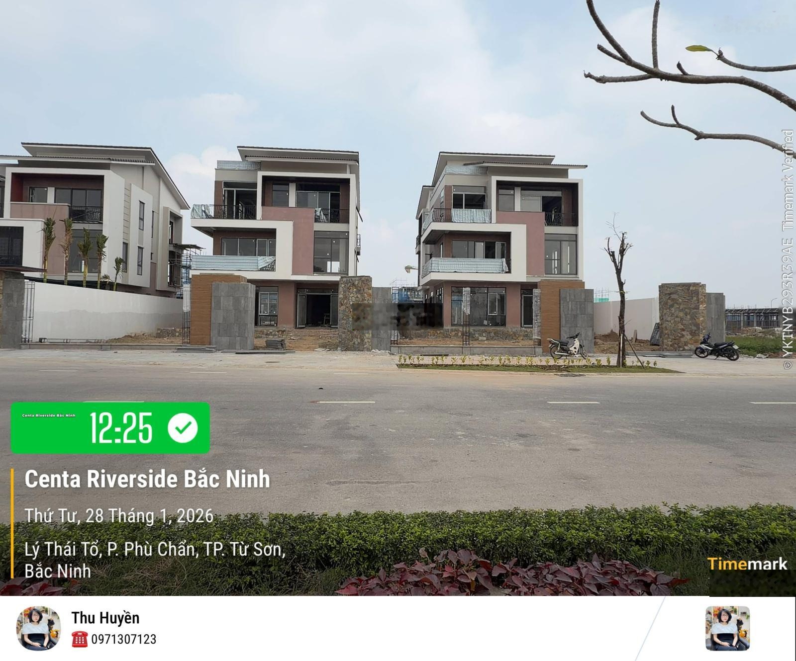 Biệt thự đơn lập duy nhất 1 căn mặt sông. 1 bước chân vào đến Hà Nội