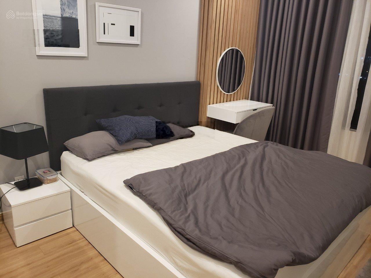 Bán căn New City 2PN 2WC 62m2, giá 6.3ty thương lượng, view thoáng tầng cao đẹp. LH: 0908833902