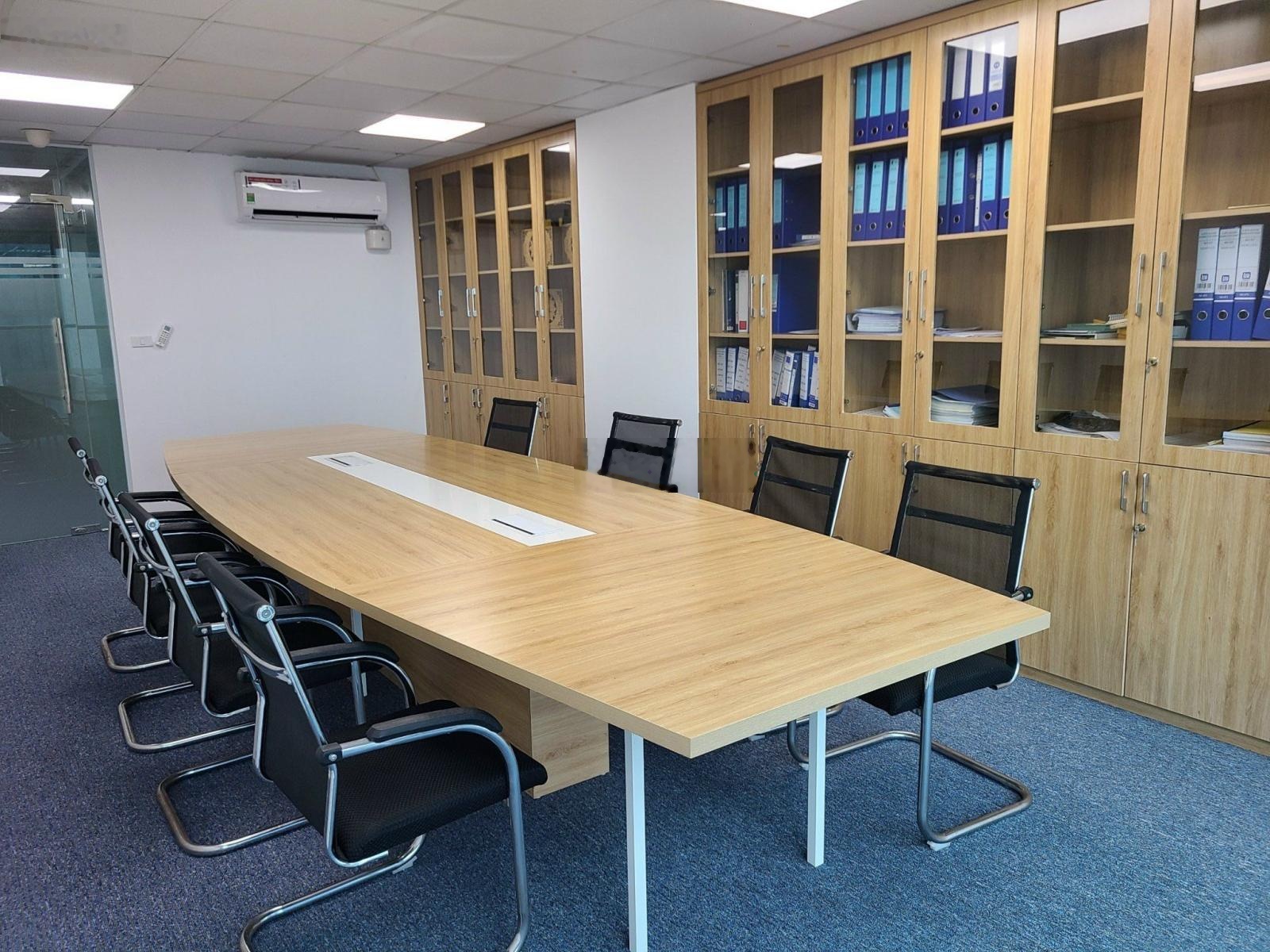 Cho thuê VP toà nhà Ngọc Khánh Plaza Ba Đình, DT 3.310m2 m2, có chia DT từ 50 - 500m2, 150 nghìn/m2