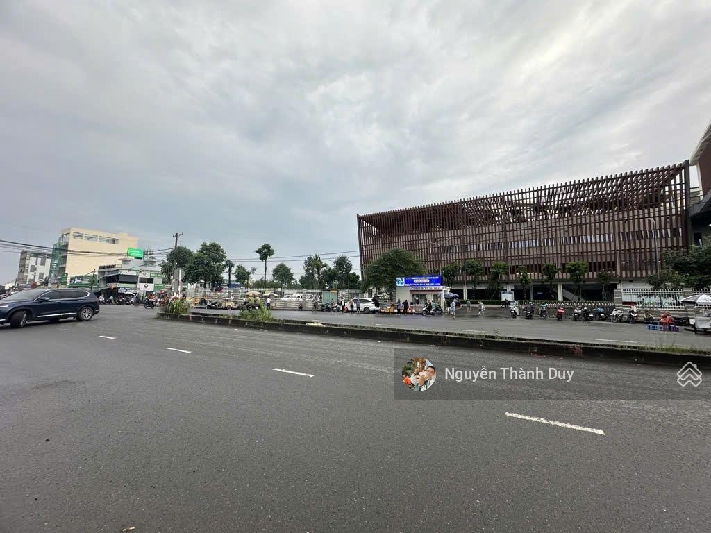 Hiếm! Mặt tiền đường lớn ngay bv Ung Bướu 2, bx Miền Đông mới - 455m2 ngang 10m full thổ - 62 tỷ TL