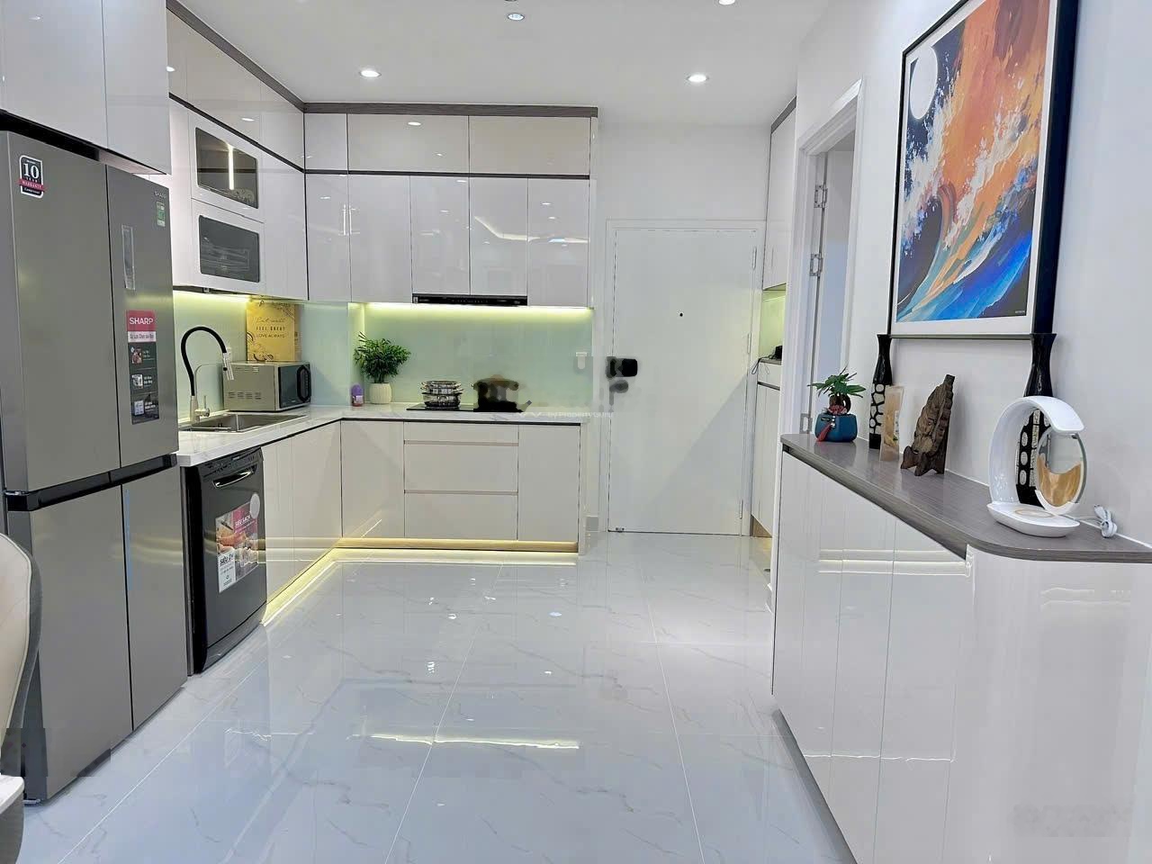 Bán căn hộ SKY GARDEN2 2PN DT 71m2, nội thất cao cấp giá chỉ 5,45 tỷ