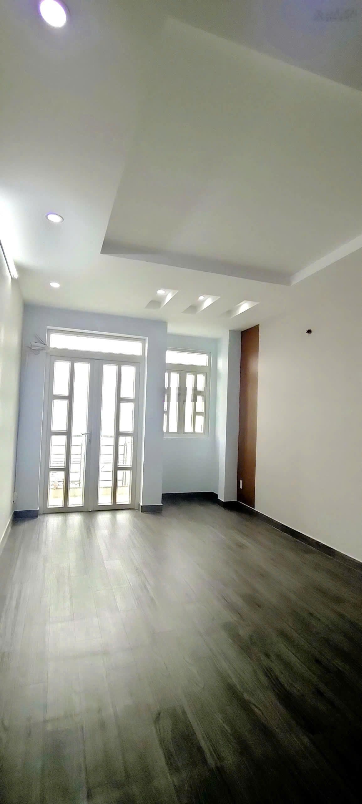 Nhỉnh 10 tỷ Sở hữu ngay nhà MT Gần chợ Phạm Thế Hiển Q8. (3.73x21,55) SHR, Hoàn Công 5Tầng, NỞ HẬU