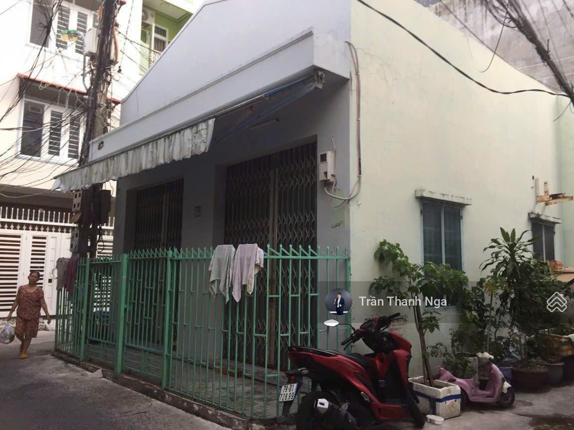 Hiếm ! Bán lô đất 3 mặt tiền - ngay trung tâm phố Tây Nha Trang - DT 70.4m2 ngang 6m chỉ 10 tỷ