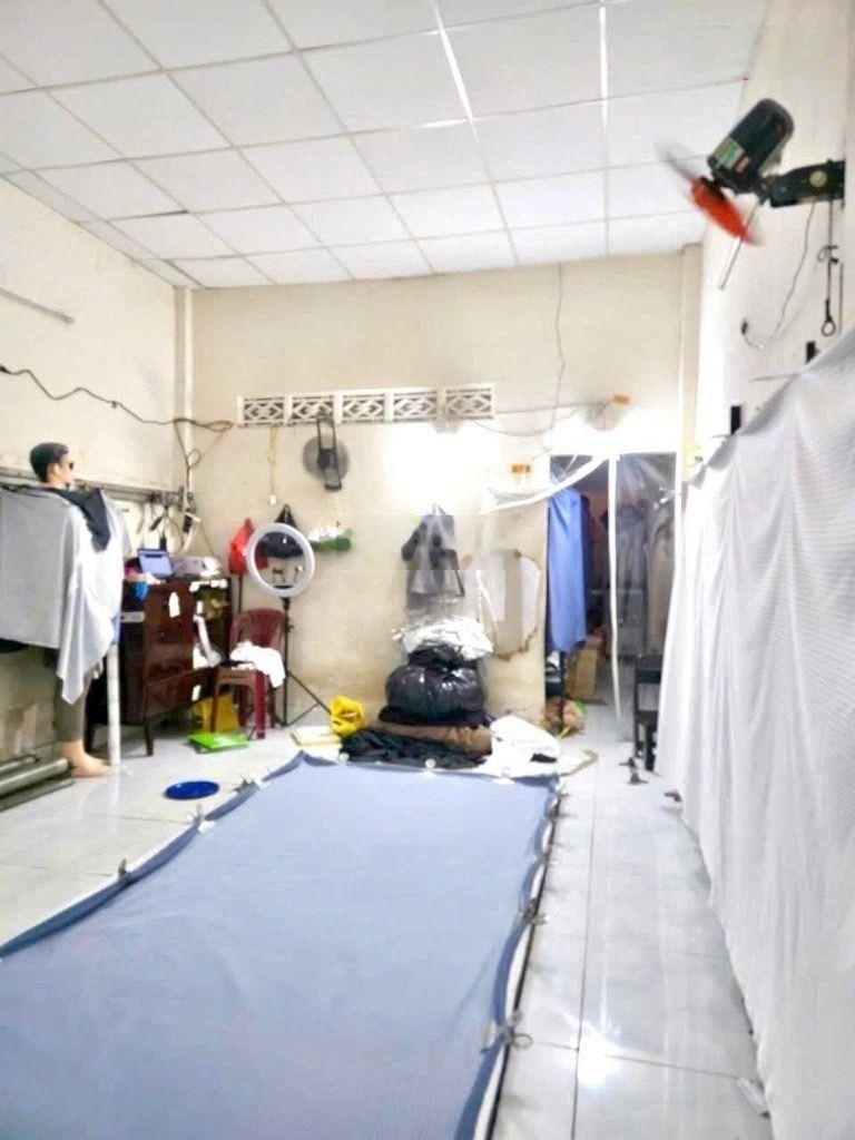 Bán nhà chính chủ trên đường độc lập quận tân phú . 6.55tỉ