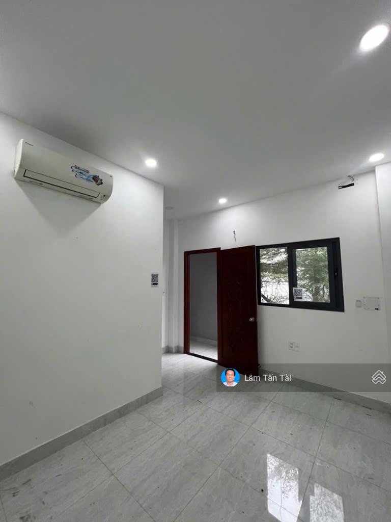 Mặt tiền, lô góc, mua nhà đẹp Nguyễn Hữu Dật, 5 tầng, 51m2, 12 tỷ 7