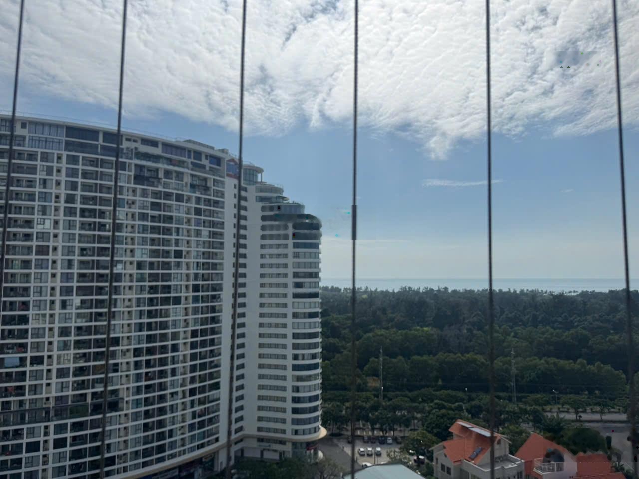 Cần bán căn hộ DIC Phoenix 2 PN 2 WC view biển tầng cao