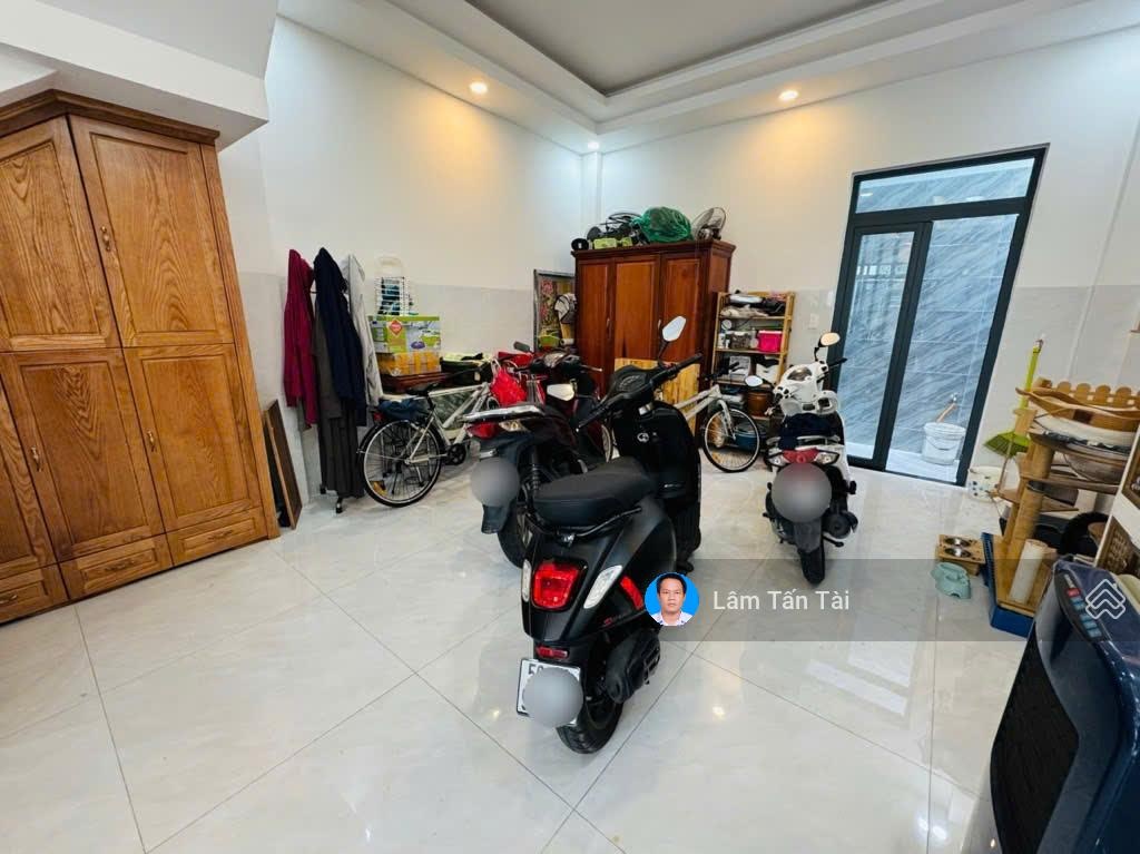 Bán nhà nở hậu đẹp, mới, 5 tầng, 79.3m2, mặt tiền Nguyễn Quý Anh, Tân Phú, chỉ 16 tỷ