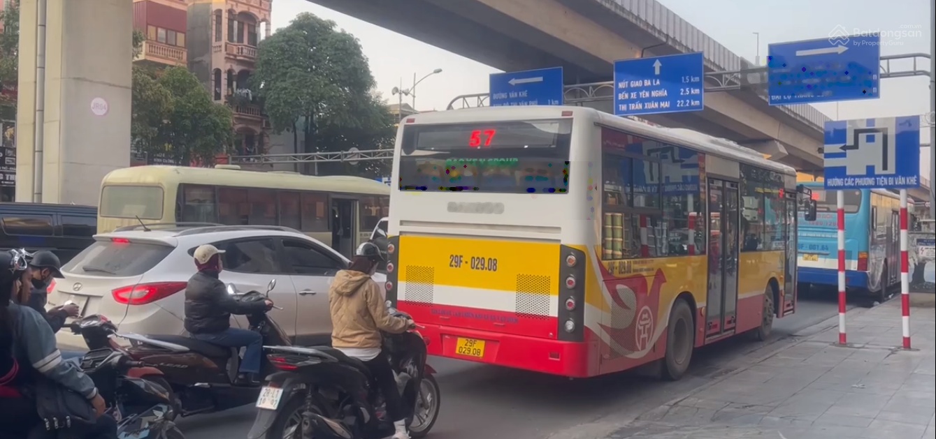 Bán nhà mặt phố Quang Trung Hà Đông 111m2 4T mặt tiền 4.2m hơn 31 tỷ kinh doanh vỉa hè ôtô tránh CC