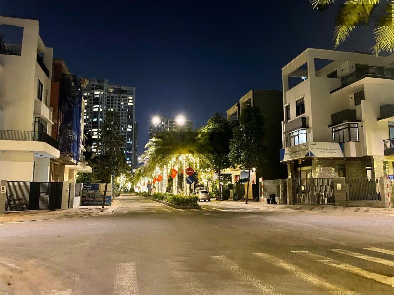 Cần bán nhanh đất nền nhà phố 140m2 đường 18m trục chính sài gòn mystery đảo kim cương q2