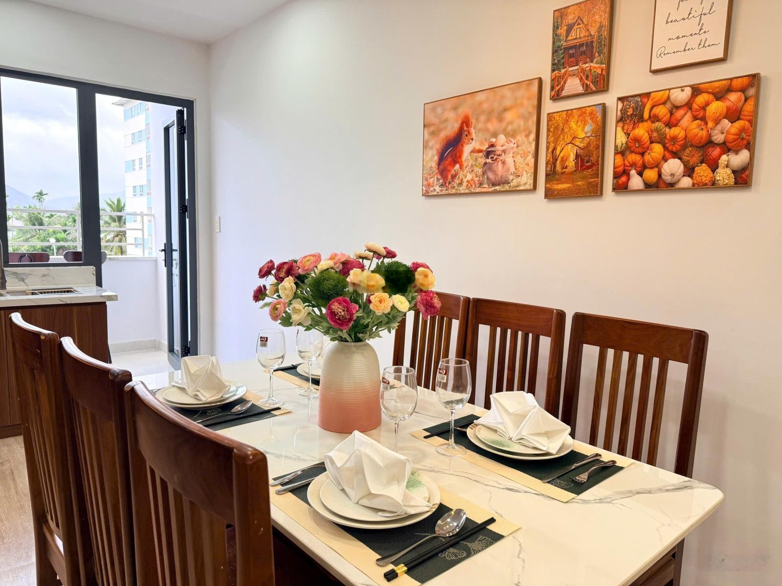 Bán gấp căn hộ sẵn sổ hồng CT5 Vĩnh Điềm Trung, DT 58,6m2, 2PN 1WC full nội thất đẹp, chỉ 2.59 tỷ