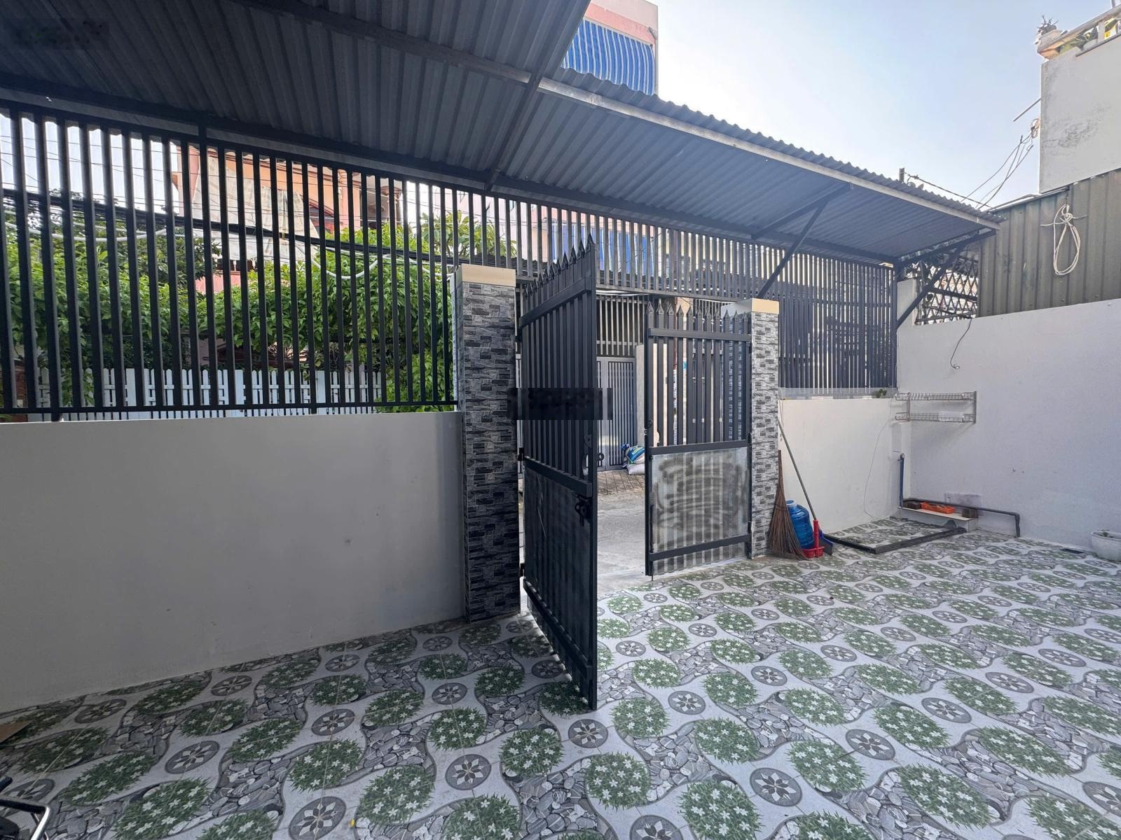 Bán nhà đường Lê Văn Tám - Nam Nha Trang, phù hợp ở hoặc kinh doanh cho thuê