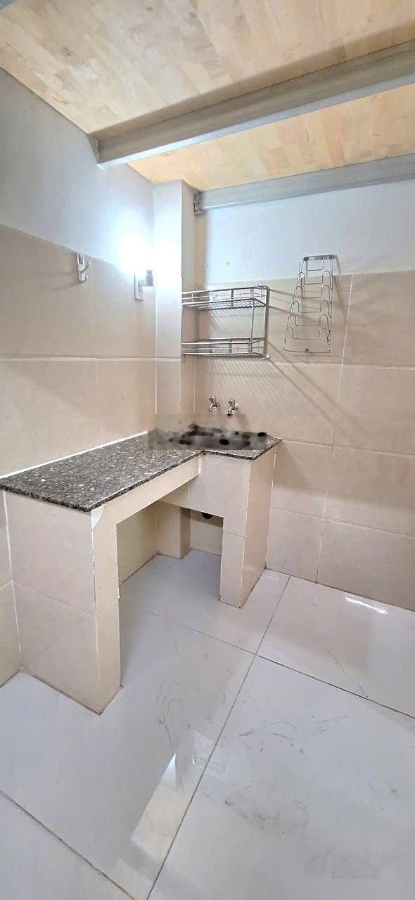 Cho thuê phòng trọ có gác chỉ từ 3tr4 - thang máy - etown - học viện hàng không