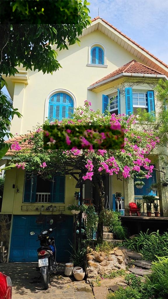 Một căn duy nhất - Biệt thự Địa Trung Hải Ngọc Thụy 430m2 - Sân vườn - Bể cá Koi - View hồ