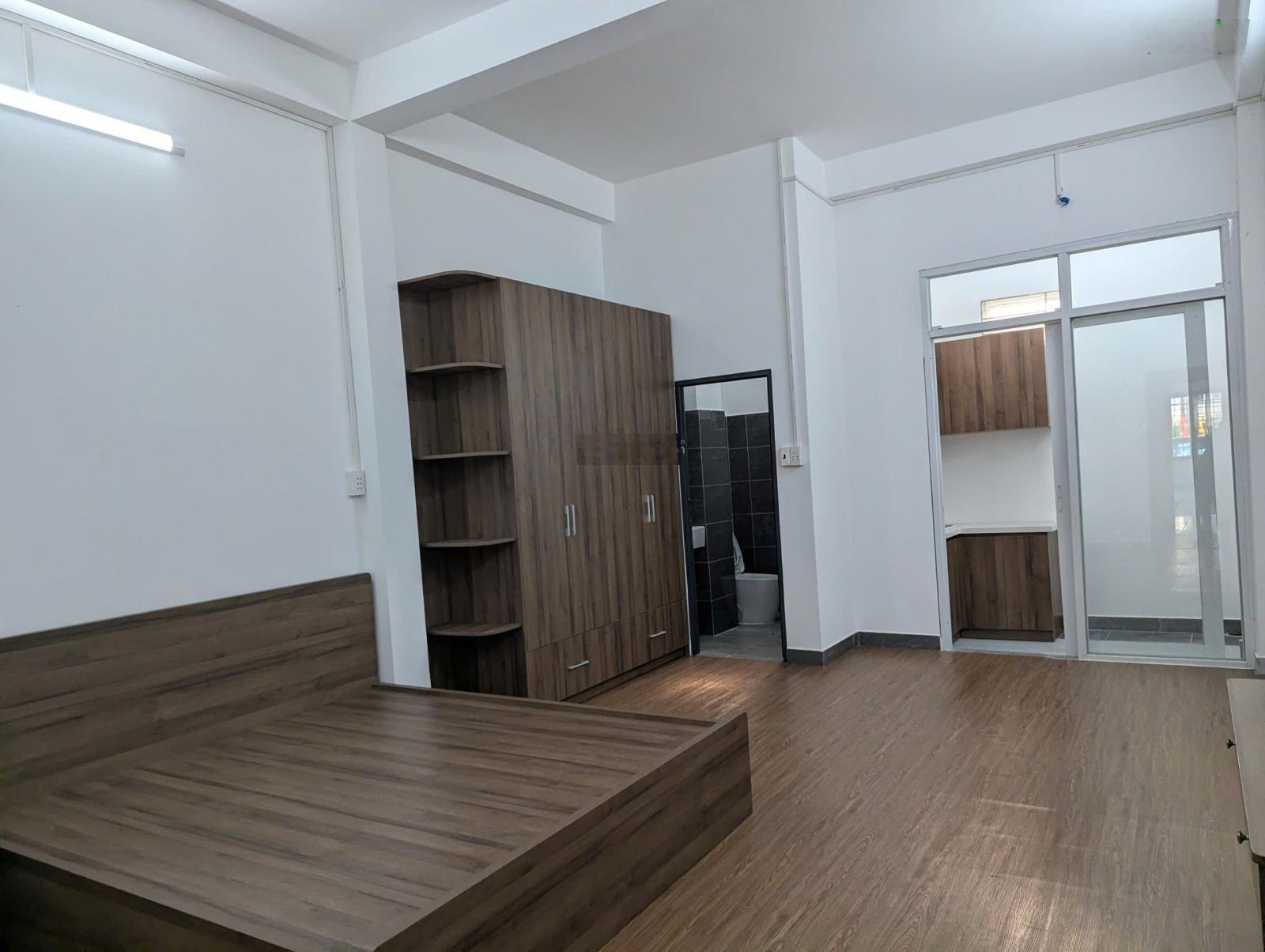 Phòng mới 100% full nội thất trung tâm Q6 chỉ 4.3tr/tháng mặt tiền đường Số 10