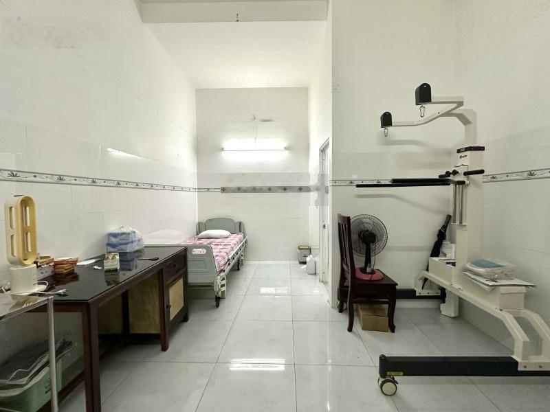 * MẶT TIỀN 113 m2 NGUYỄN VĂN ĐẬU _ Căn góc hẻm rộng 8m xe hơi đậu 24h _ Nhà mới đẹp giá chỉ 23.5 tỷ