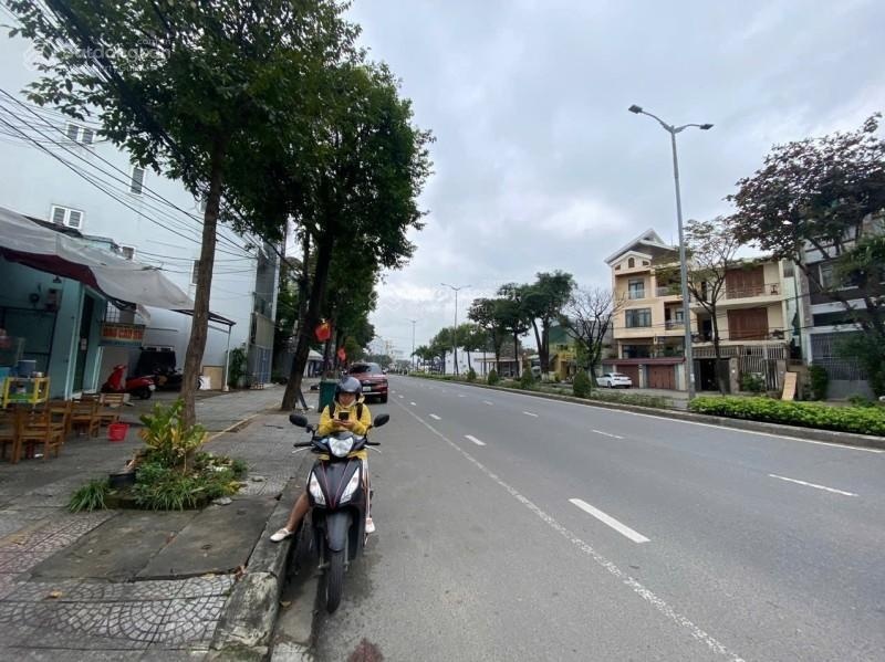 Lô đôi mặt tiền đường 2/9 ngang 11m trung tâm đà nẵng