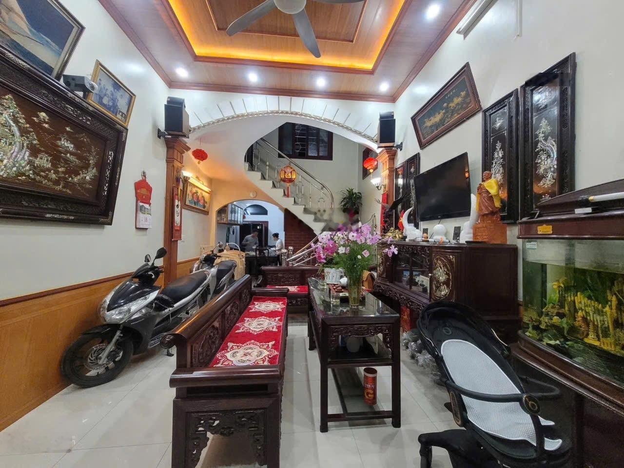 Nhà 3 tầng tại An Trang, An Đồng đường thông 10m giá 4,8 tỷ