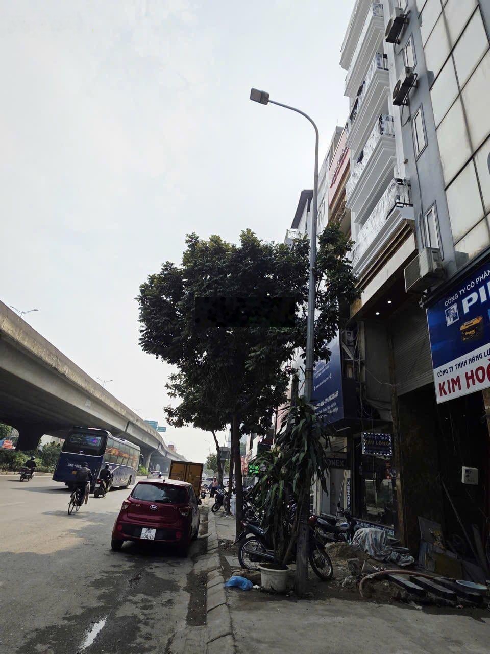 Bán nhà mặt phố Nguyễn Xiển- Thang máy- có Vỉa hè rộng 82m2 - 8 tầng - MT 3.9 m Giá 48.6 tỷ