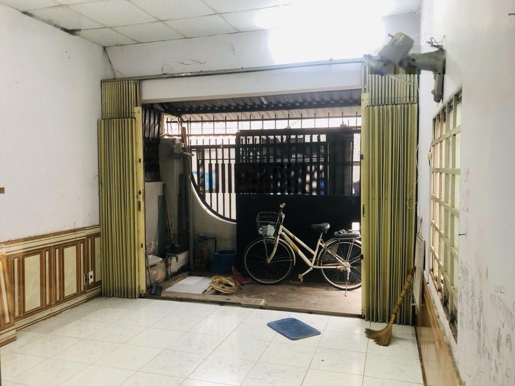 Nhà cấp 4 thích hợp xây mới - hẻm xe hơi Thạnh Xuân 21, quận 12 - 72m2