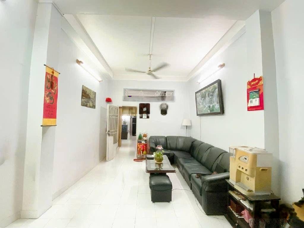 HOT! Nhà Q.10, Hoà Hảo, 4 tầng, Dt 4,5 x 9m. 8Tỷ hơn xíu. Hẻm xe hơi.