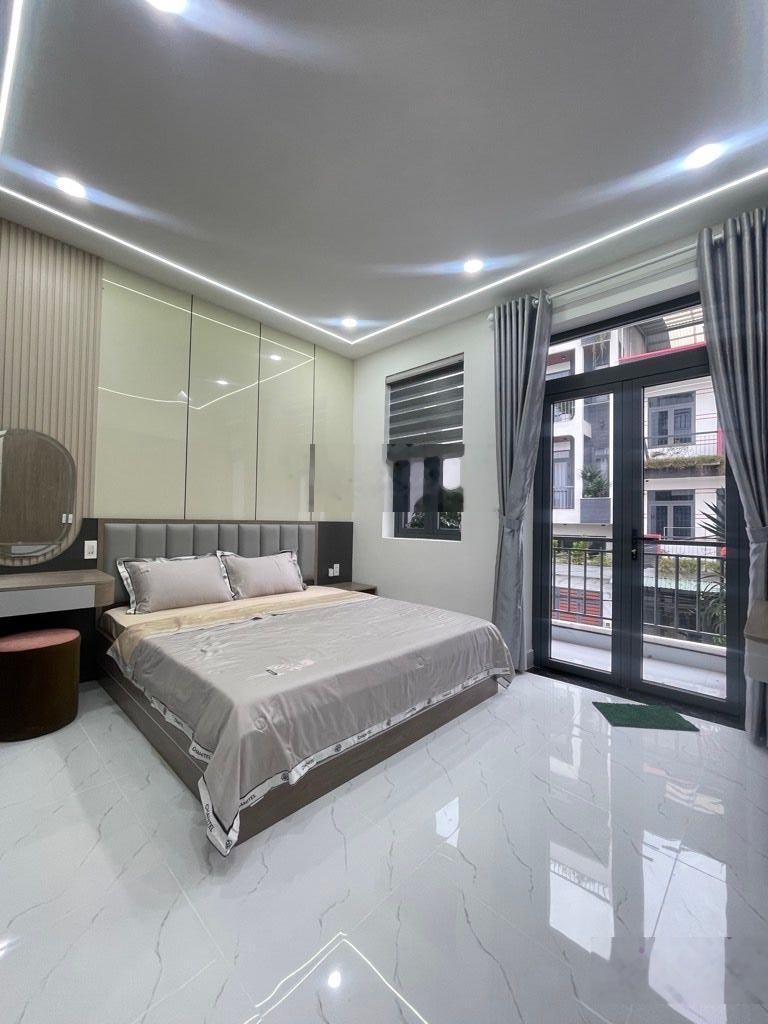 Nhà đẹp ở liền - Full nội thất - Sát bên Vincom KDC Nam Long - 66m2 chỉ 8tỷ