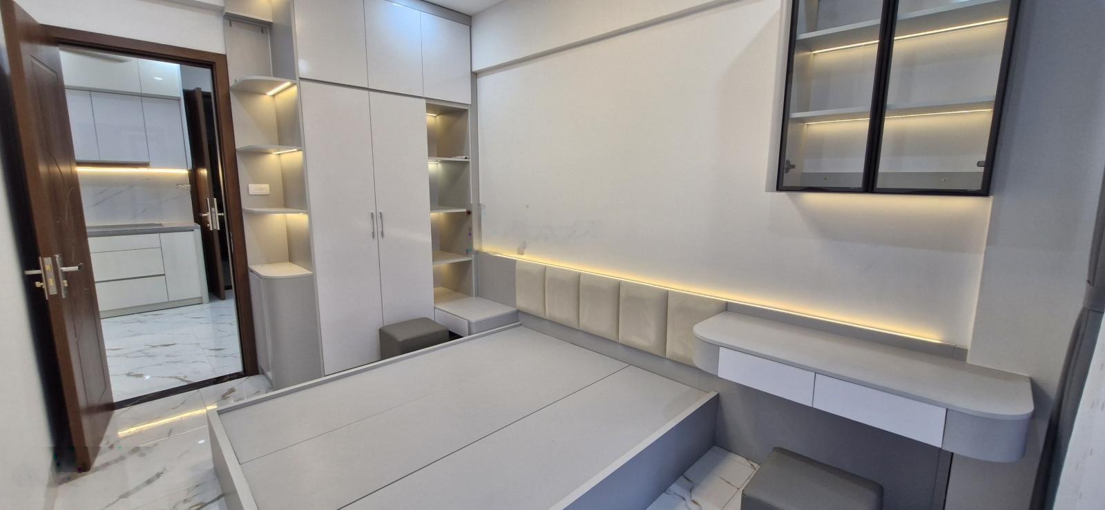 Lô góc 3 ban công 70m2 2 ngủ chung cu a2 đền lừ cần bán