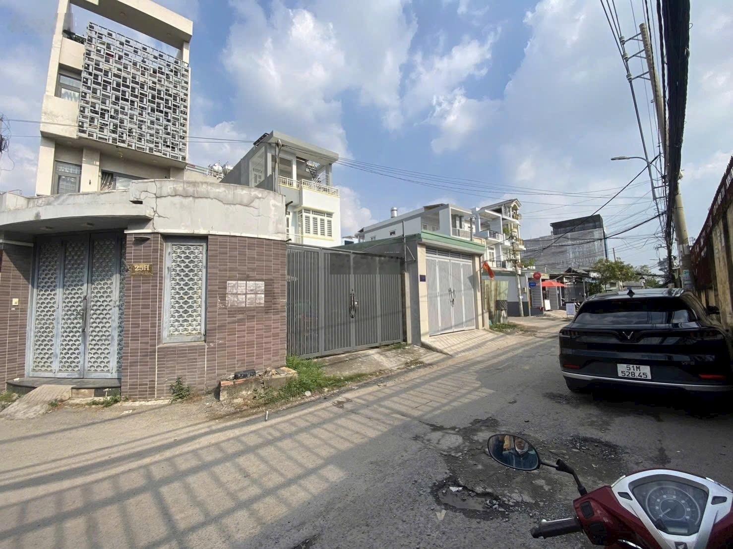 Hàng đầu tư giá tốt- gấp bán trước tết- mặt tiền kinh doanh ngay vạn phúc thủ đức 112m2-