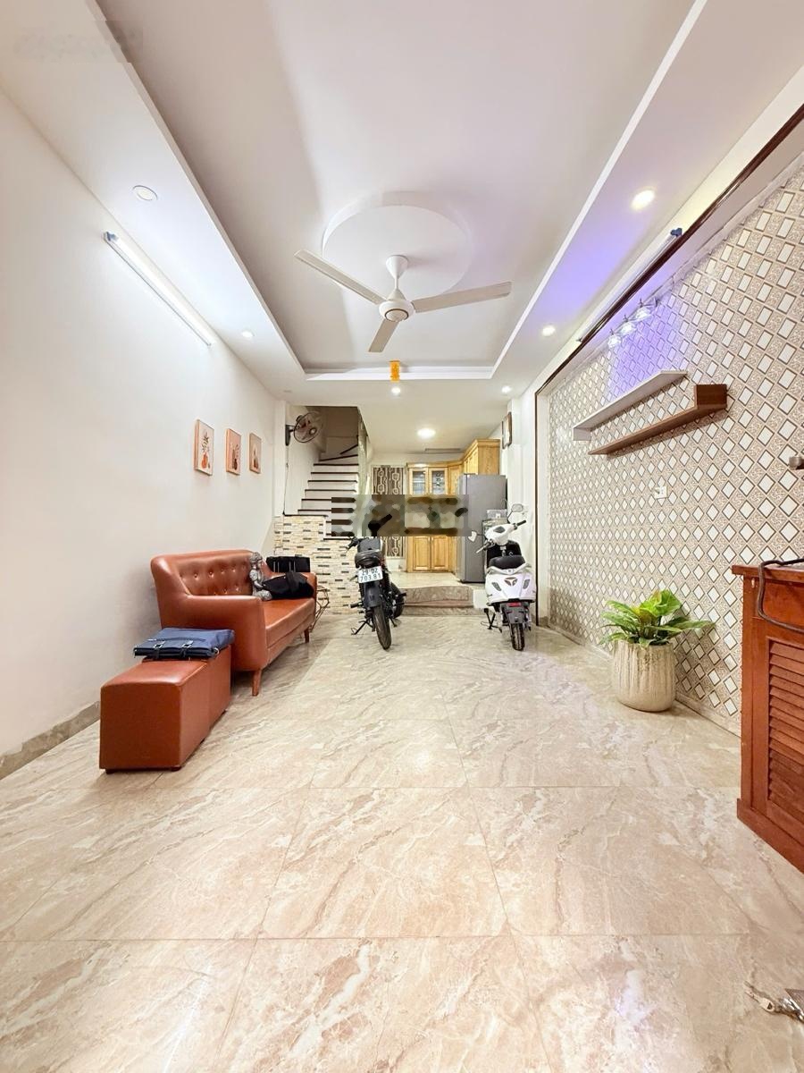 Cách 1 nhà ra phố, Gốc Đề, ngõ 3 gác quay đầu, thông, thoáng, nhà mới, SĐCC vuông, 41m2*5T