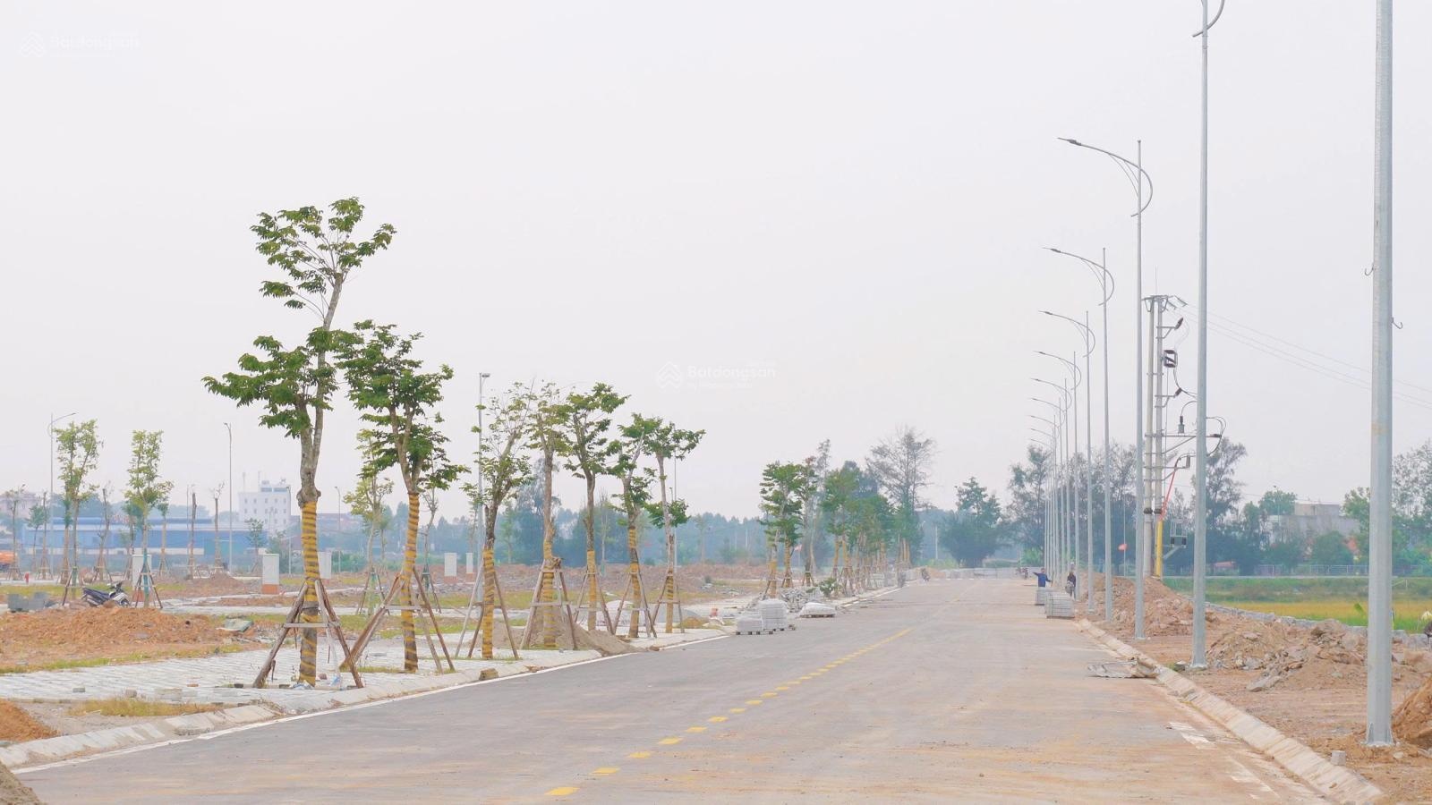 Chính chủ cần tiền bán lô 85m2 view công viên khu dân cư số 3 Phương Sơn Chợ Sàn Lục Nam