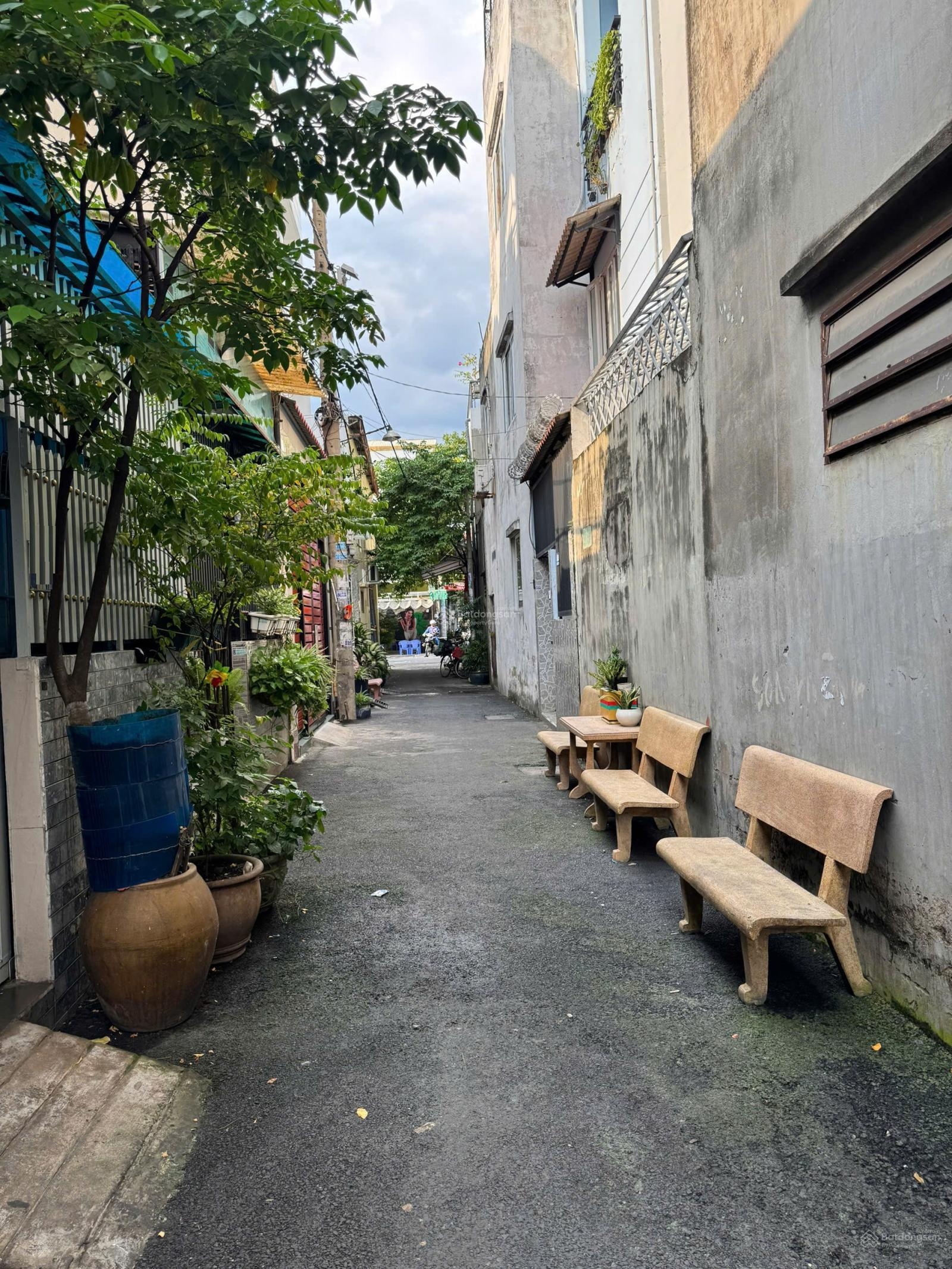 Bán nhà hẻm nội bộ phường tân thành. dt 4m x 10m. nhà 1 lầu