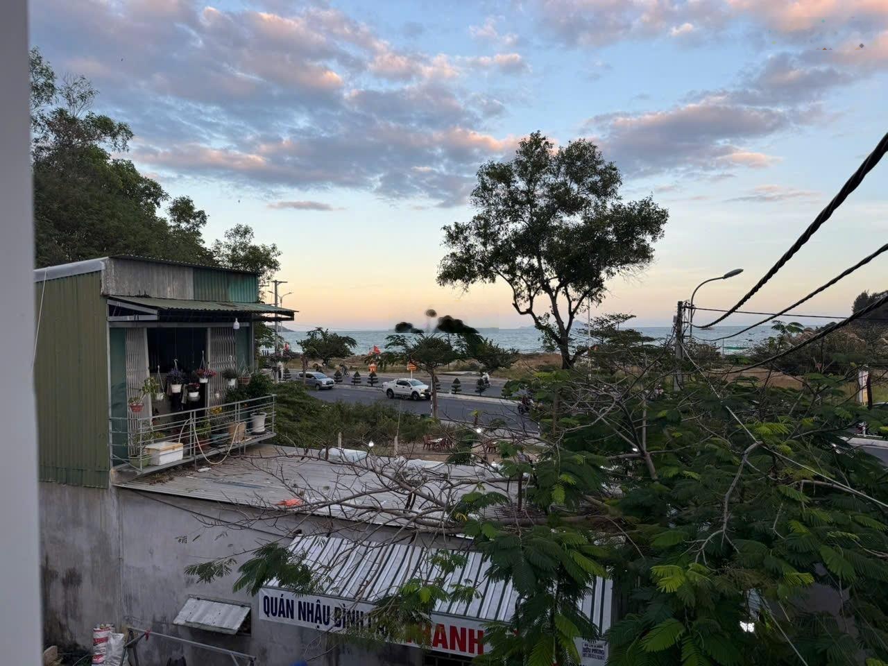 B98. bán nhà tđc hòn đỏ vĩnh thọ - cách biển 20m - 7 tỷ 700