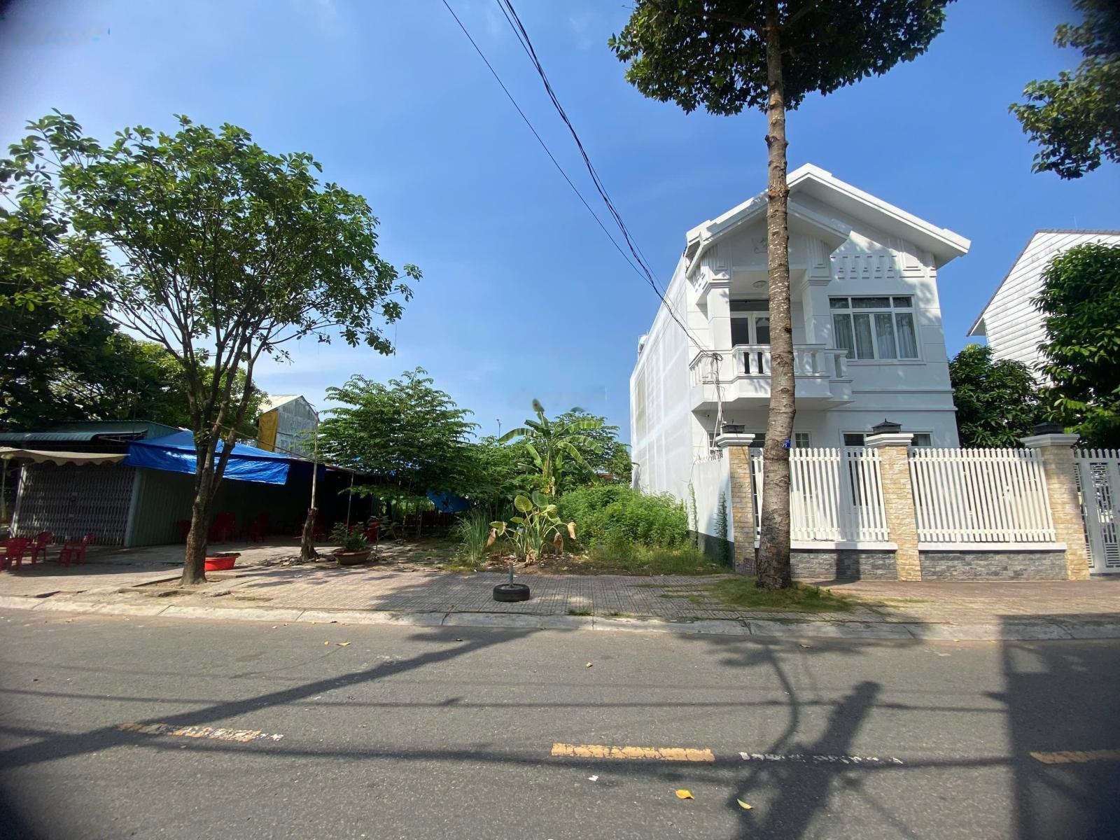 90m2 (5x18), đường 18m, liền kề trường liên cấp hựu thanh, thông 2 chiều