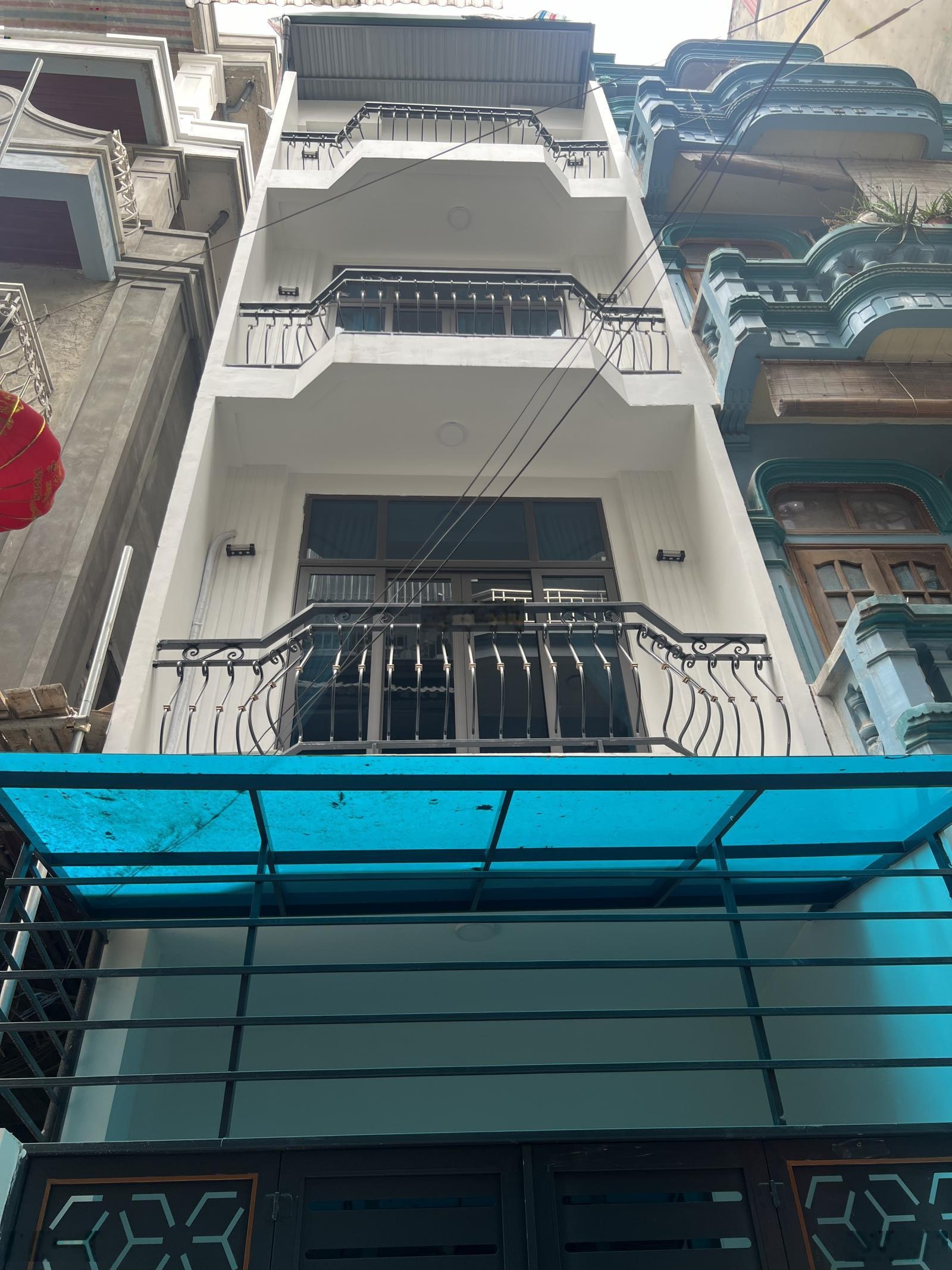 Bán nhanh nhà 4 tầng - 4PN, 3WC trước tết, phố Trường Chinh - lô góc 2 mặt ngõ - lợi thế kinh doanh