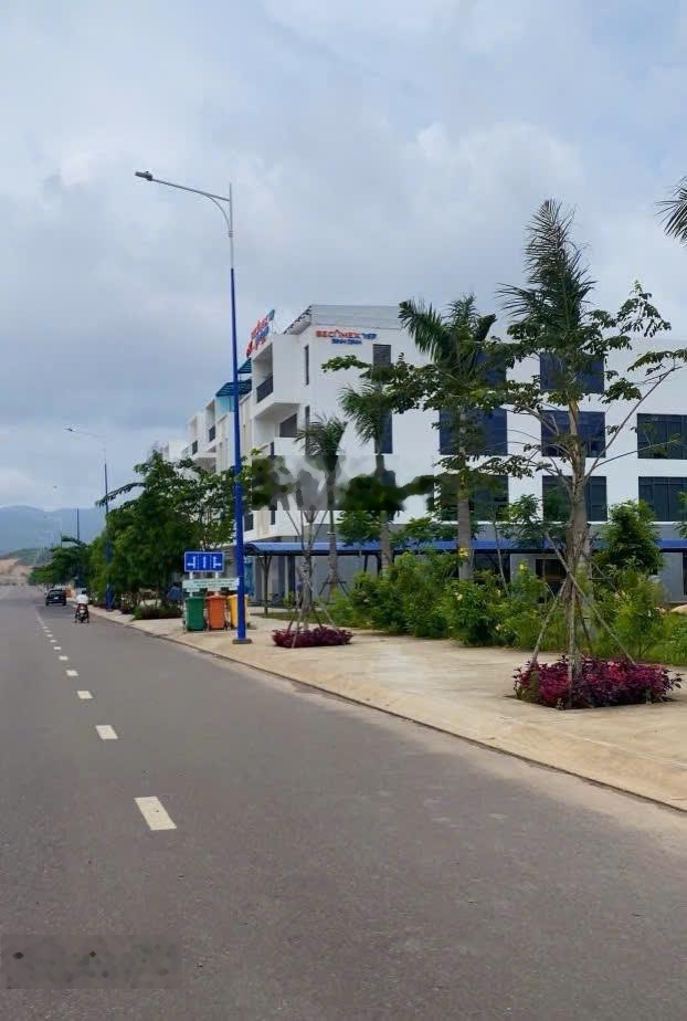 Bán đất nền tại VSIP Bình Định, giá chuẩn 100%, 200m2 chỉ từ vài triệu, liền kề thành phố biển