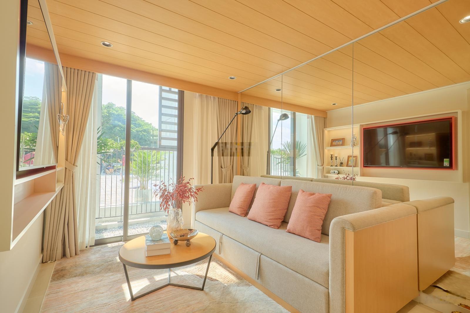 Giá này mà vẫn tồn tại căn 1BR + 1,707 tỷ hướng mát hiếm, nhìn thẳng đại lộ hoa