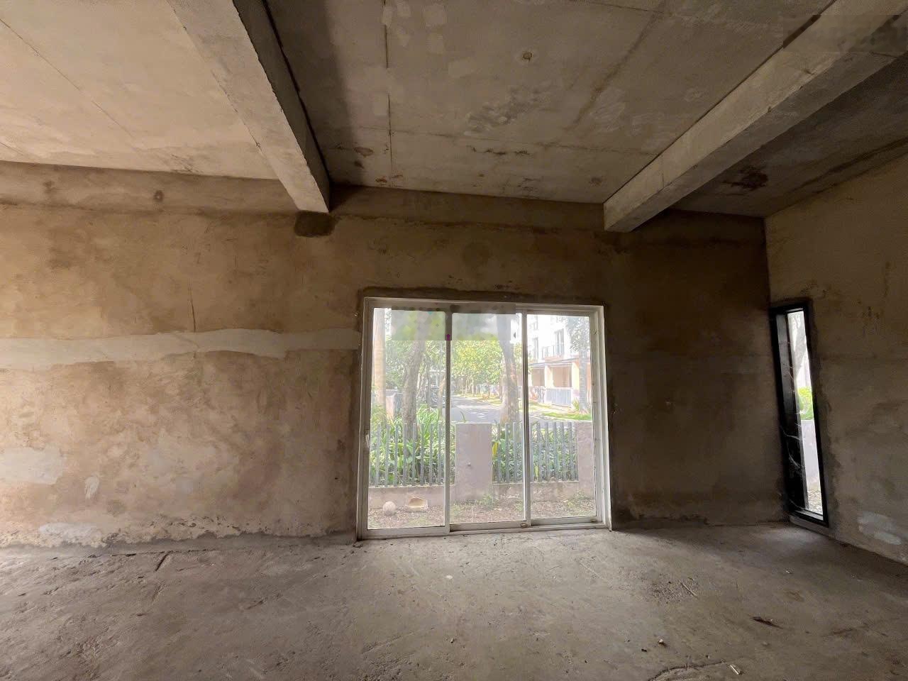 Chính chủ gửi bán căn biệt thự góc đẹp nhất dự án nhà phố biệt thự compound Palm Residence