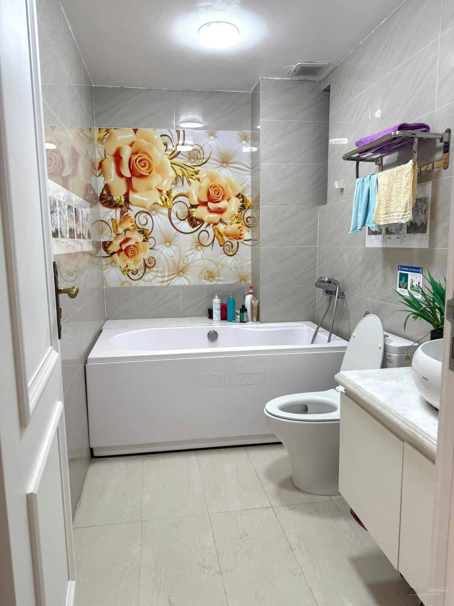 Nhà đẹp, ngõ ô tô. Kinh doanh diện tích 66m2 - 4tầng - MT 4.5m - Gíá 11.59 tỷ