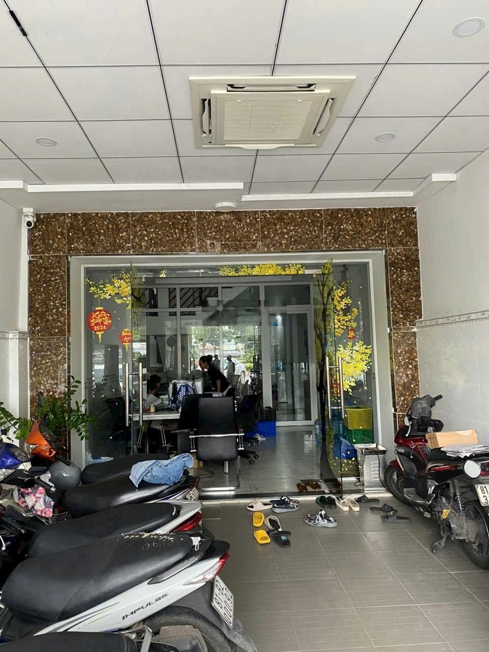 Nhà mặt tiền phạm văn đồng vị trí vàng kinh doanh đa ngành - 4.22m x 23m