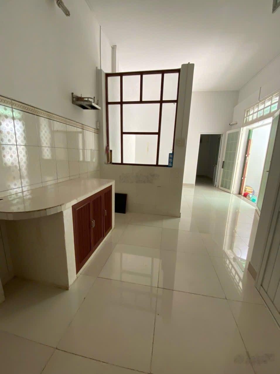 Chỉ nhỉnh 3 tỷ - Bán nhà SHR DT 58m2 - Huỳnh Tấn Phát, Tân Phú, Quận 7. Khu dân cư hiện hữu