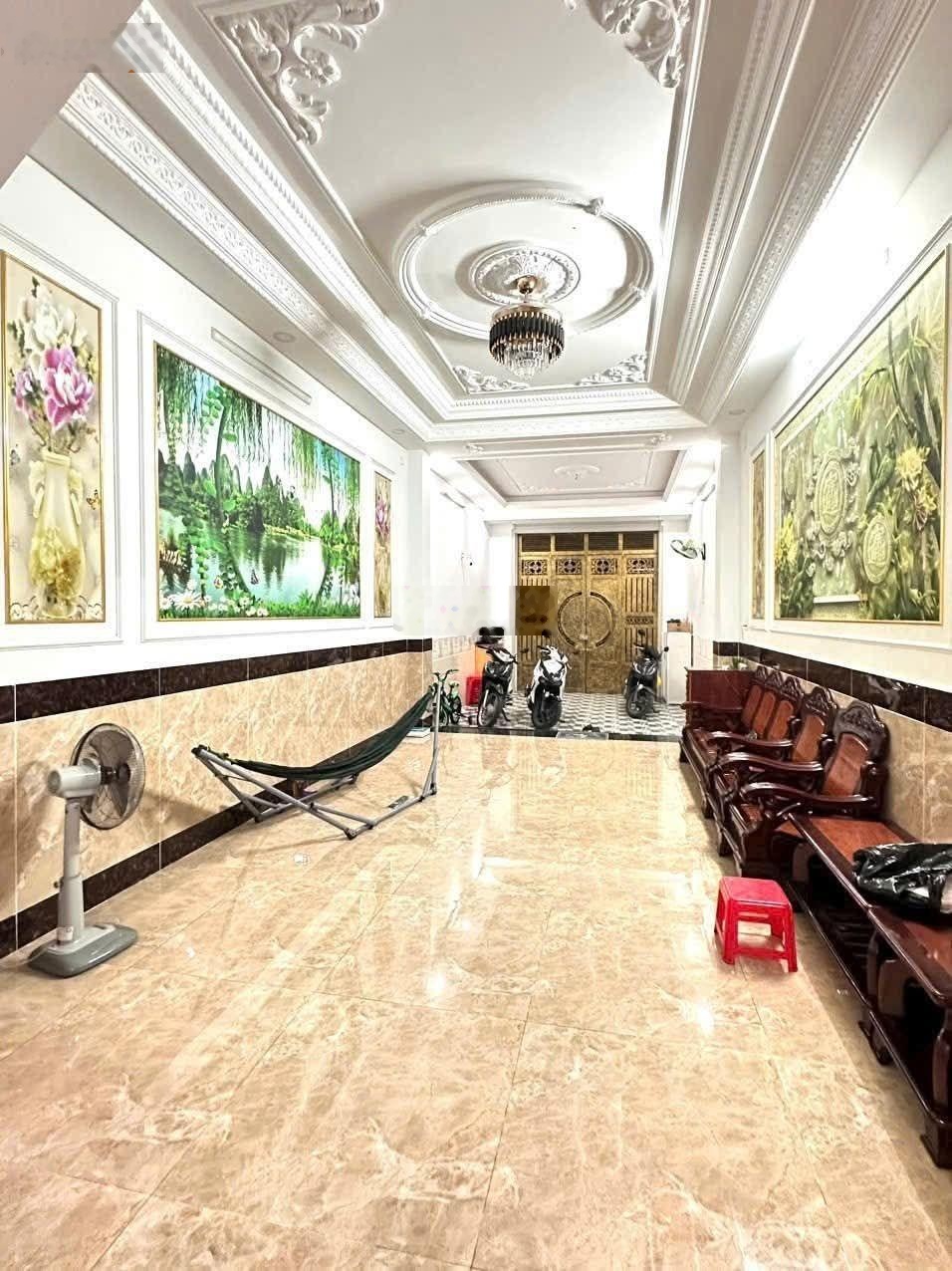 Bán nhà 4 tầng mặt tiền đường Nguyễn Ảnh Thủ, qua Trần Thị Hè, phường Hiệp Thành, quận 12