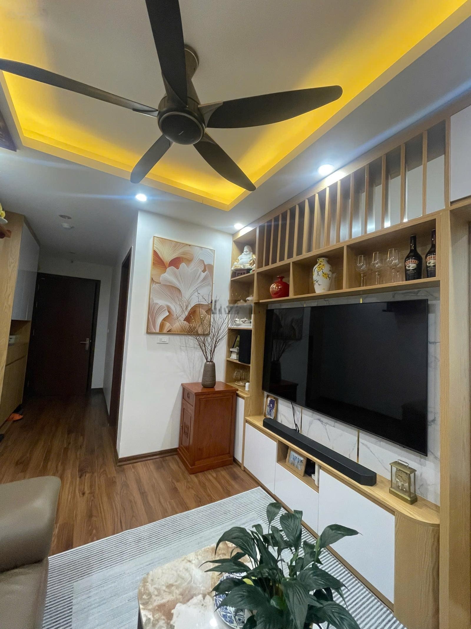 Siêu phẩm - HH Linh Đàm - 48m2, 2 phòng ngủ nhà đẹp ở luôn giá 2 tỷ 450tr