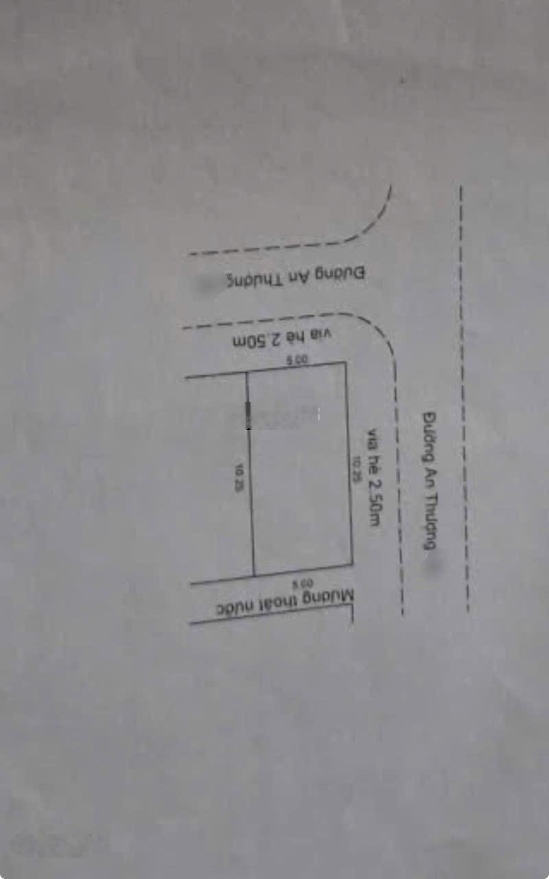 Lô góc 2MT An Thượng 12 , thuộc phố Tây du lịch đi bộ An Thượng . Sầm uất . Giá 12 tỷ