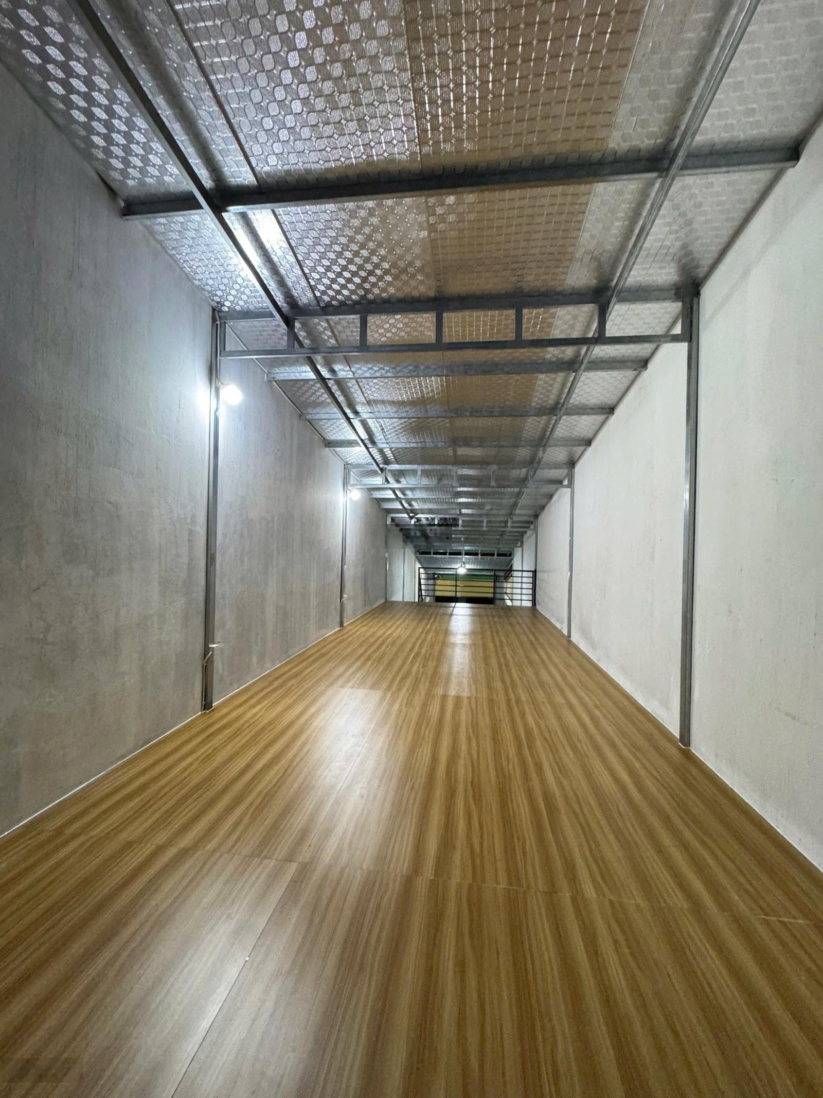 Kho xưởng đẹp DTSD 350m2 Tam Bình phù hợp may mặc, thực phẩm