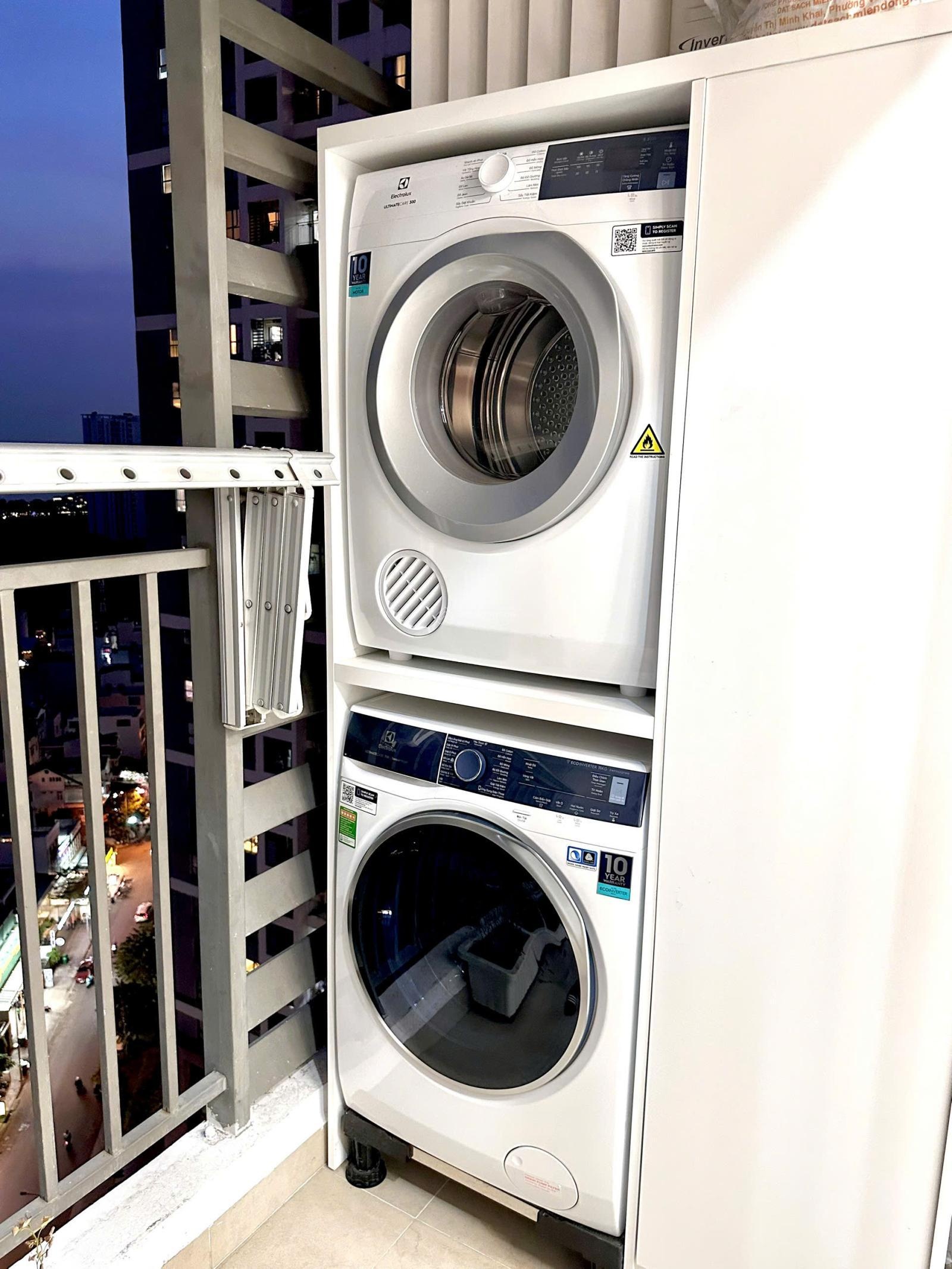 Cho thuê căn hộ 2PN nhà đẹp giá 18tr/ tháng The Sun Avenue, Q2