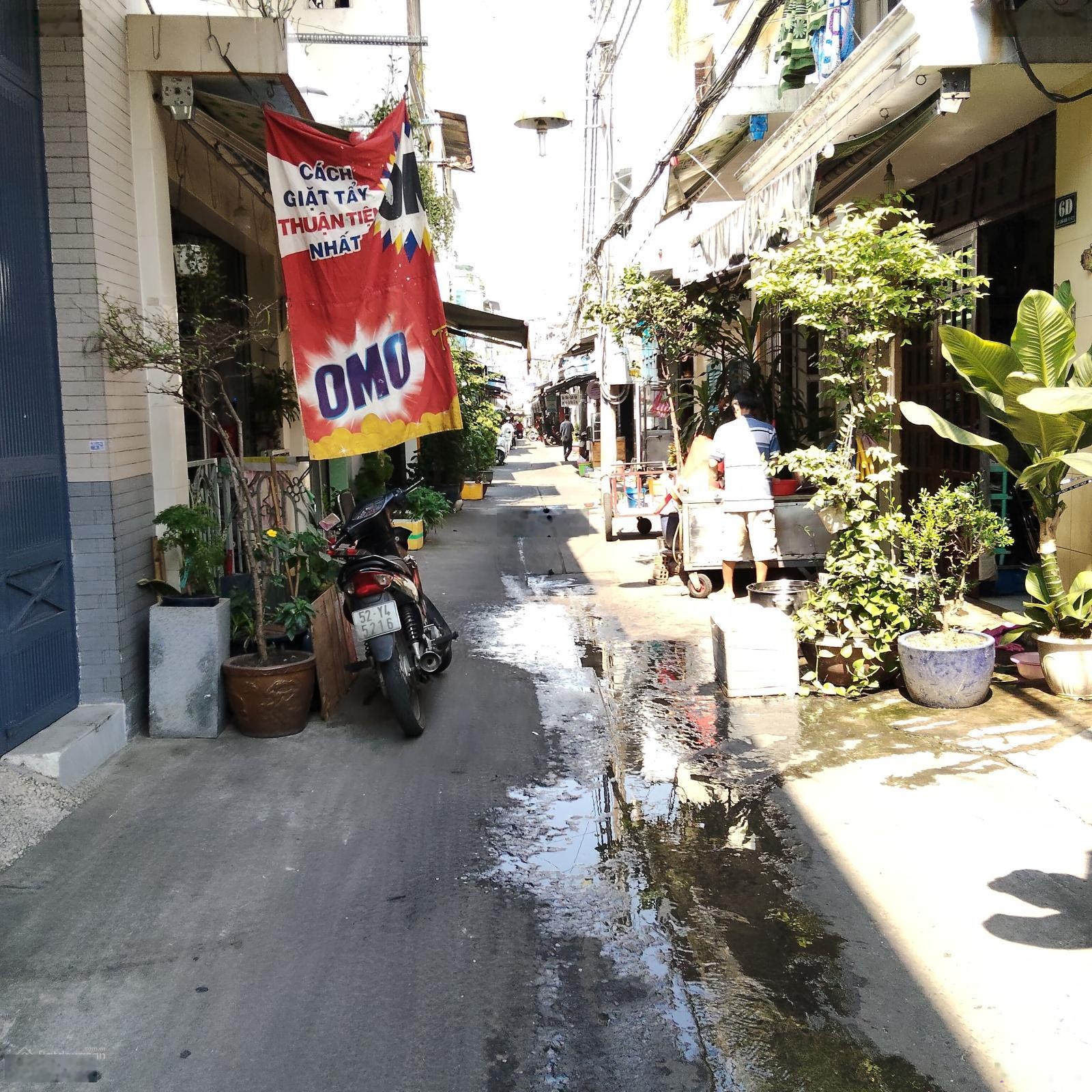 Bán nhà MTNB Phú Bình 4x12m, nhà 3 lầu, giá: 6.6 tỷ thương lượng