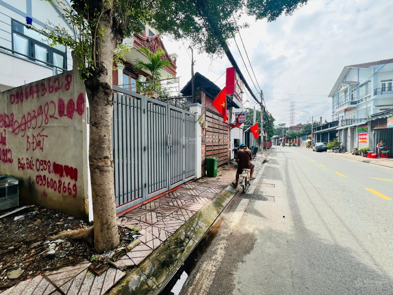 Đất vàng mặt tiền đường 904, P. Hiệp Phú trung tâm Quận 9. Vị trí kinh doanh đắc địa hiếm giá tốt!